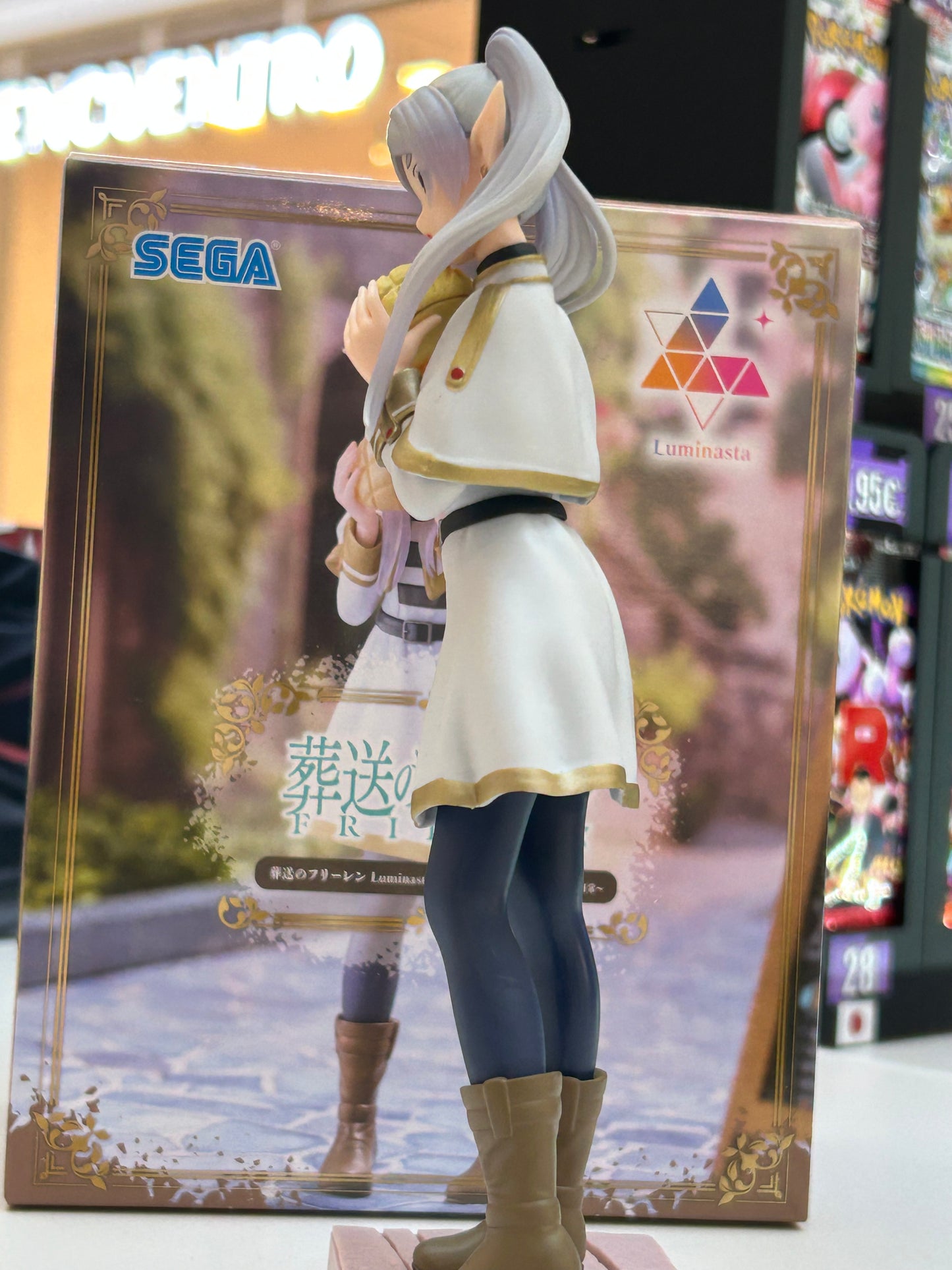 Figura Frieren Luminasta