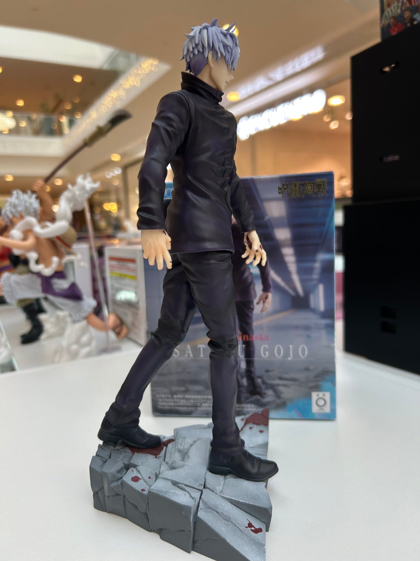 Figura Satoru Gojo Luminasta