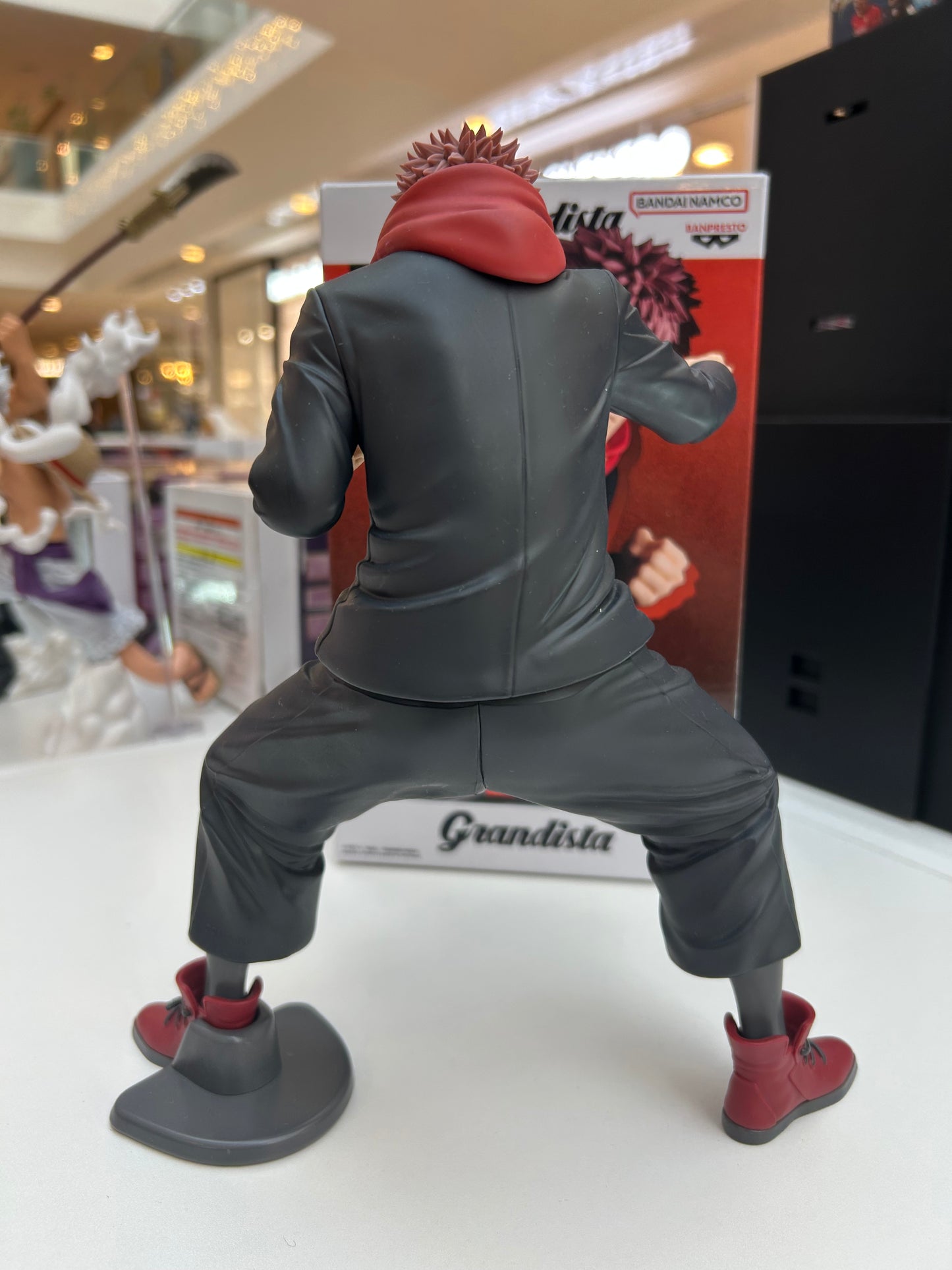 Figura Itadori Yuji Grandista