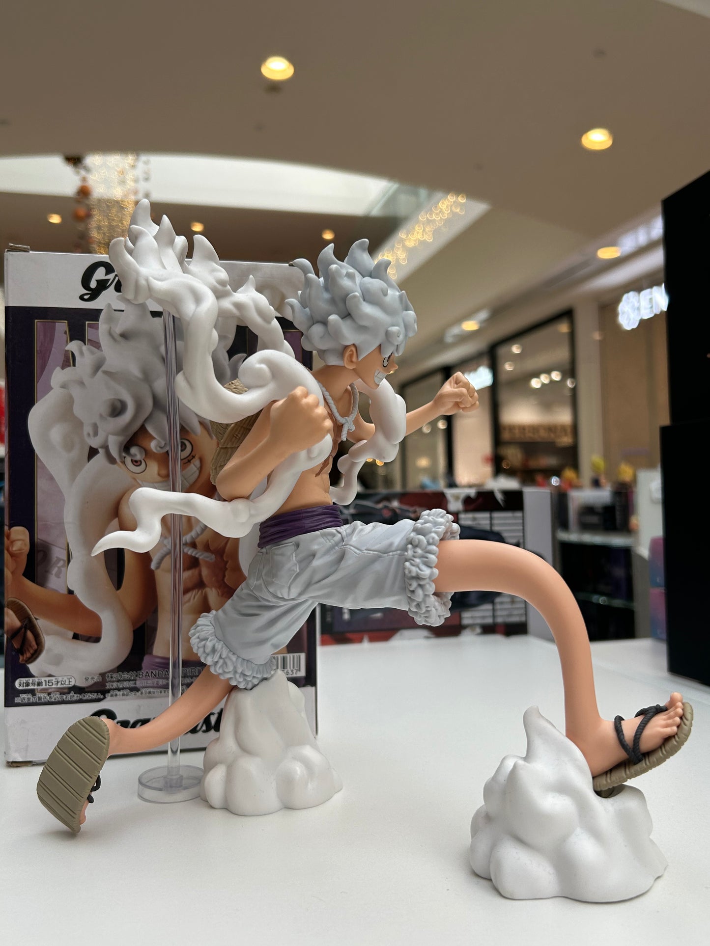 Figura Monkey D.Luffy GEAR5 Grandista