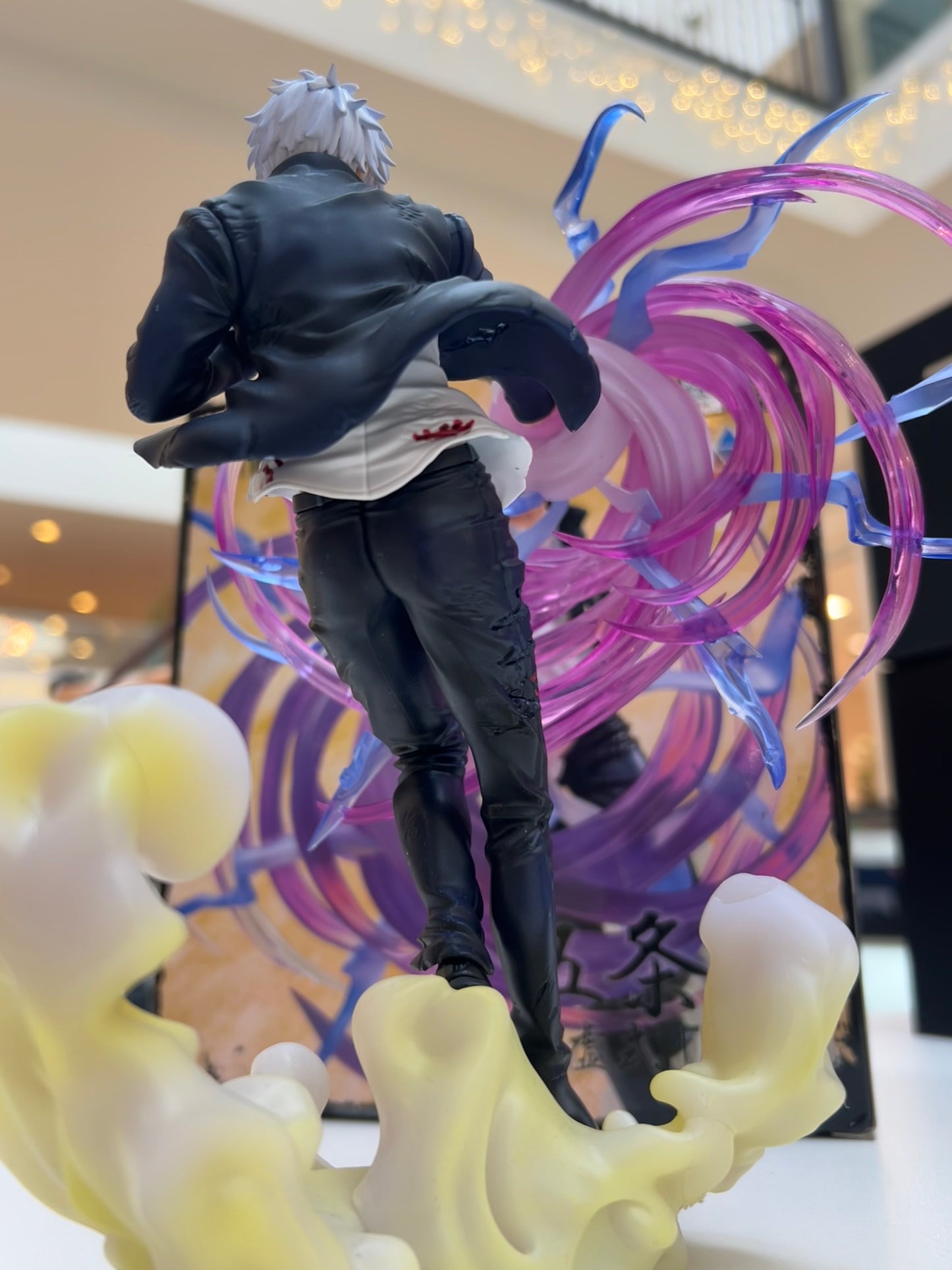 Figura Gojo Efectos Especiales